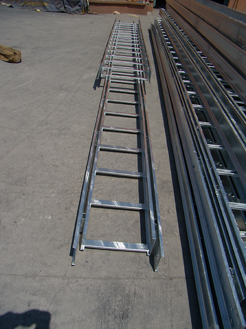 上海橋架廠對(duì)于選擇產(chǎn)品時(shí)可以提的意見