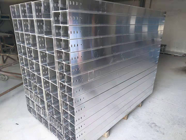 全封閉橋架細(xì)節(jié)處的防護(hù)延伸